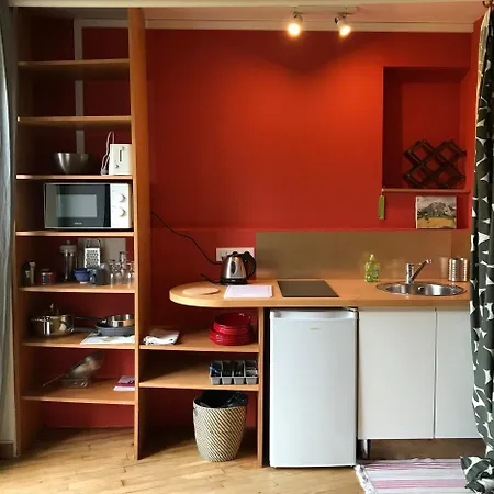 Ancien Moulin A Eau Sur La Seugne *