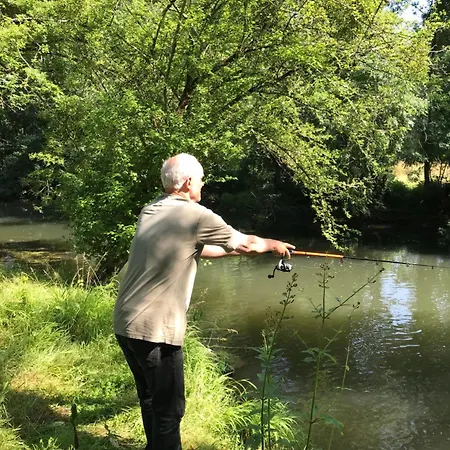Ancien Moulin A Eau Sur La Seugne Apartament
